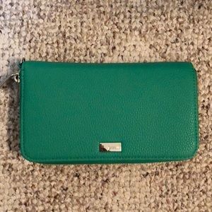 Jewell by thirty-one all about the benjamins